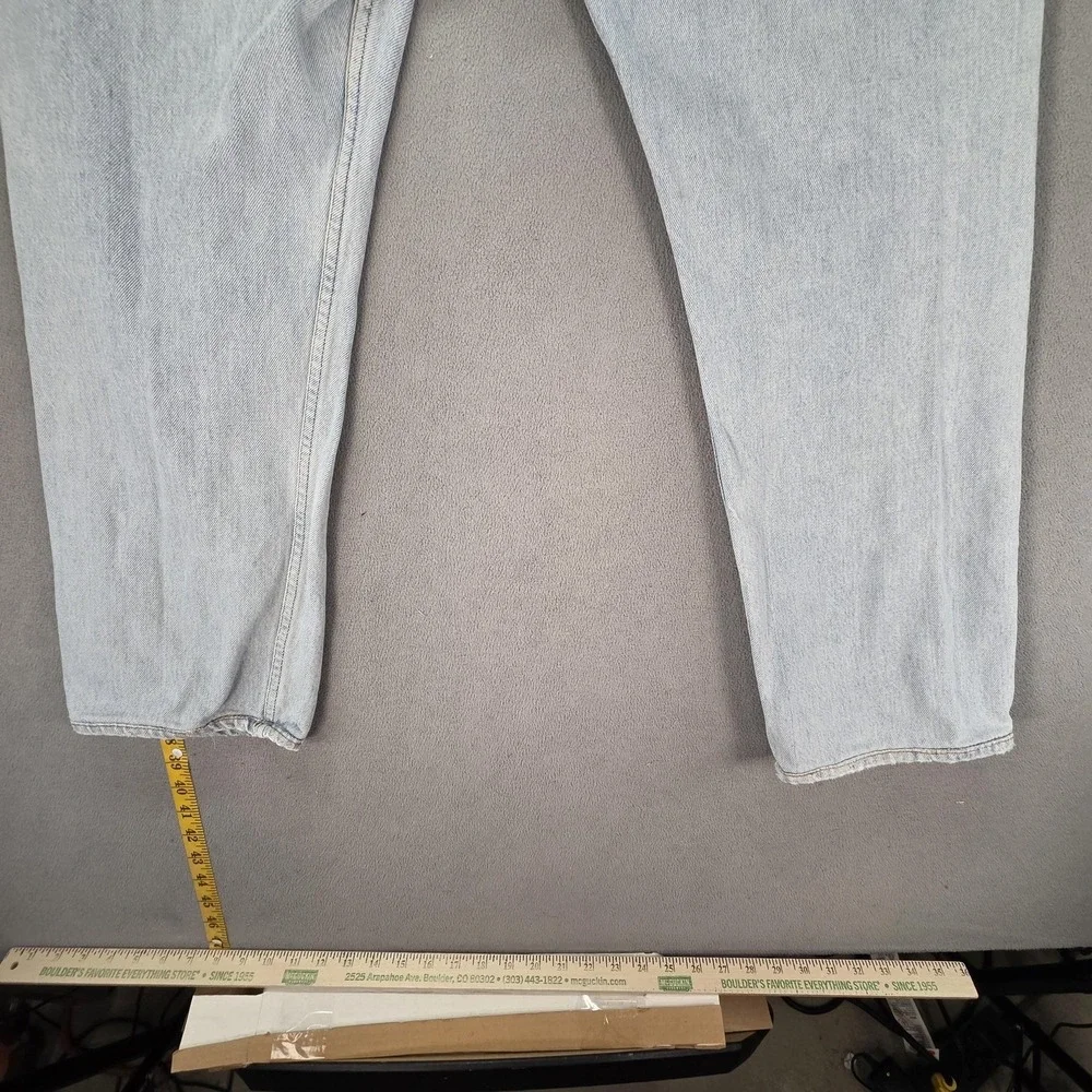 VTG‎ Levis 501 Jeans Mens Light Wash Blue Straight Button Altered USA Fits 32x28